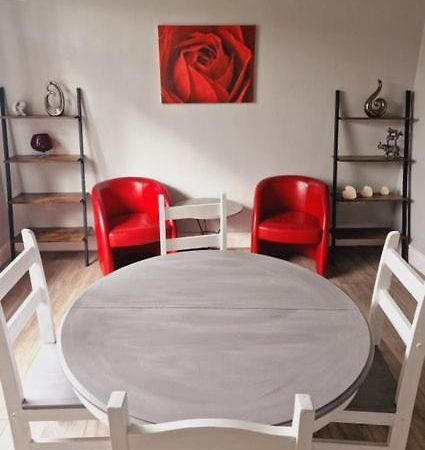 3 Bedroom House, Close To Woodland, Chesterfield And Peak District Brimington Zewnętrze zdjęcie
